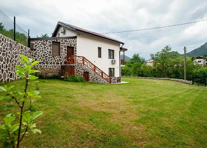 ヴィラ крис *